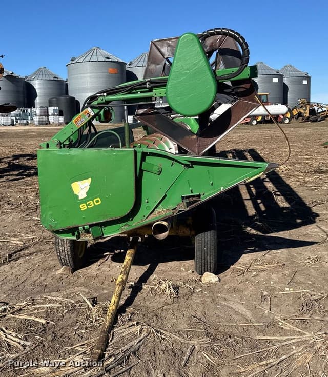 Image of John Deere 930 equipment image 1