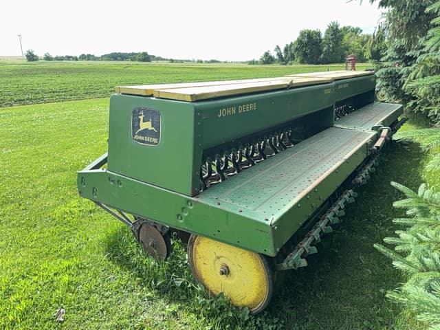 Image of John Deere 9300 equipment image 2