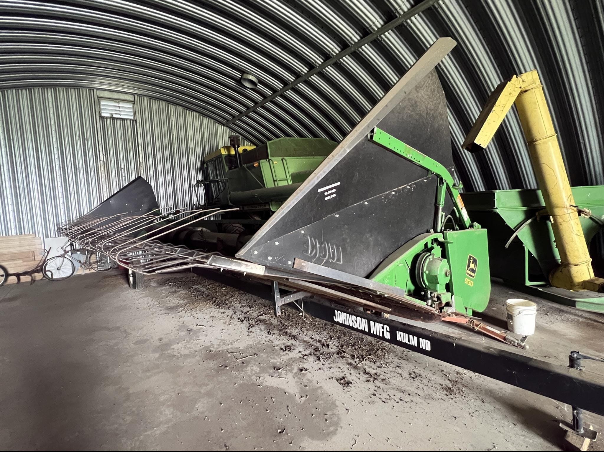 John Deere 930R Equipment Image0