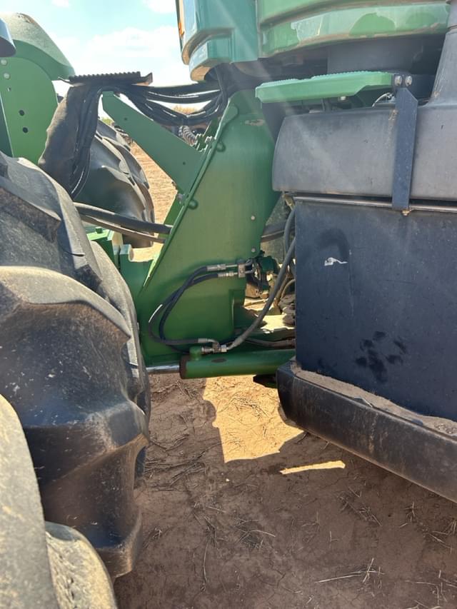 Image of John Deere 9320 equipment image 4