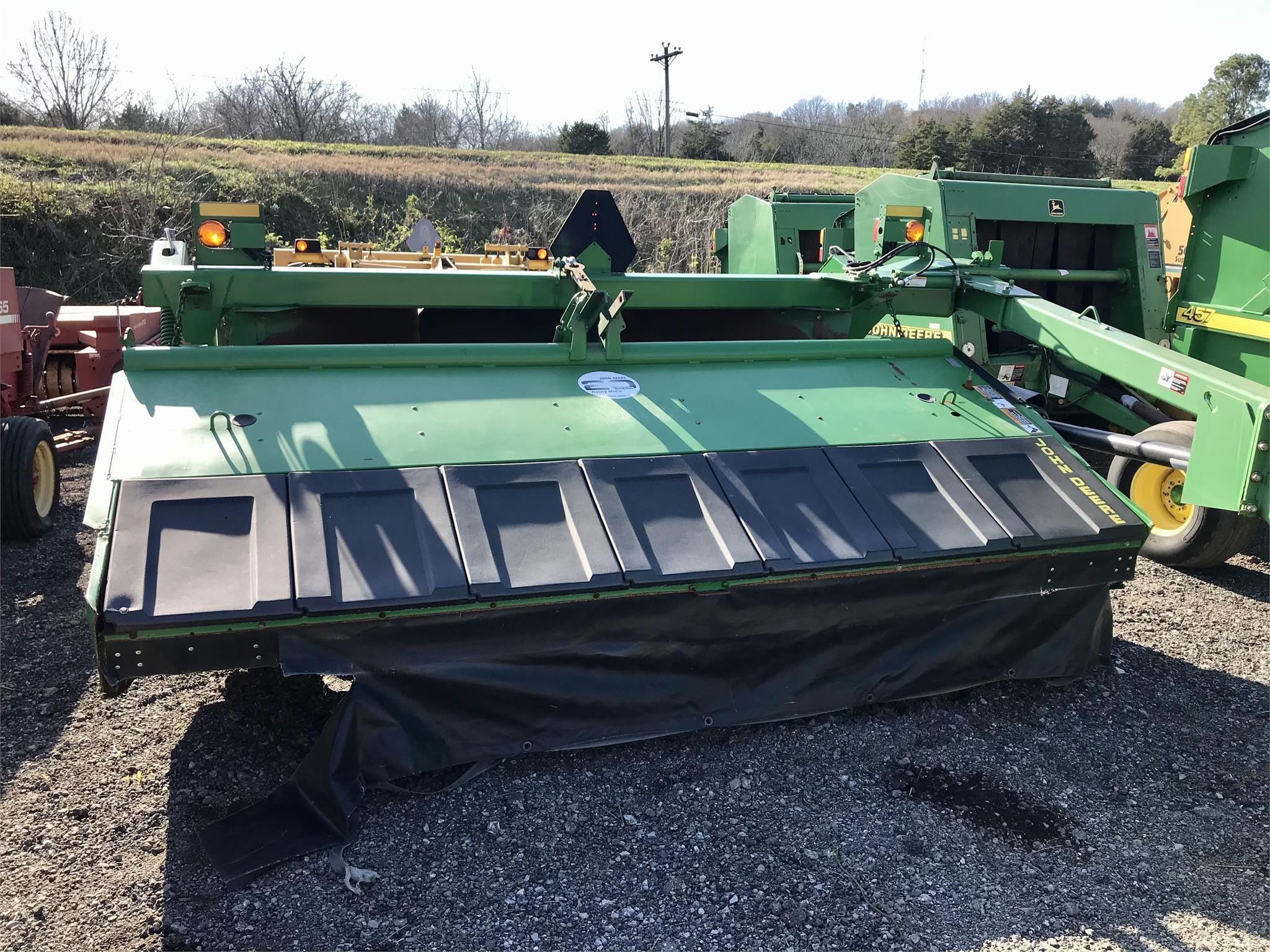 John Deere 935 Equipment Image0