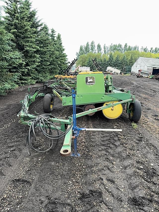 Image of John Deere 9350 equipment image 1