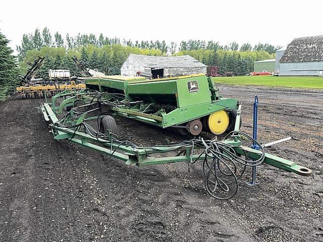 Image of John Deere 9350 equipment image 2