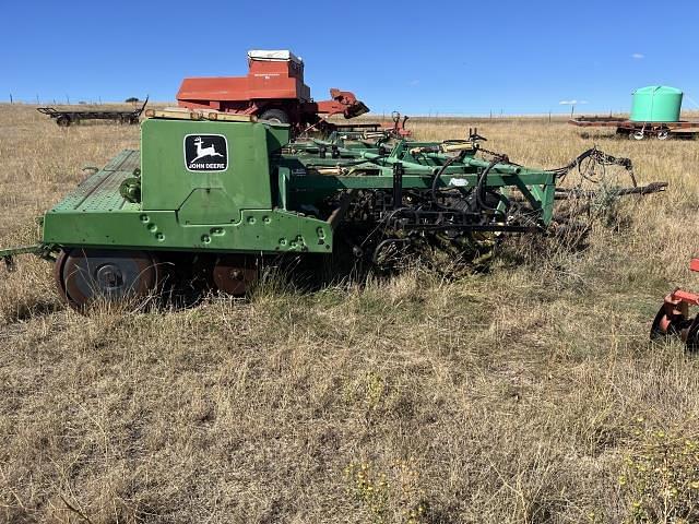 Image of John Deere 9350 equipment image 1