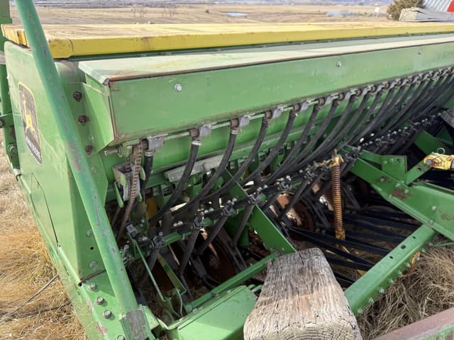 Image of John Deere 9350 equipment image 1