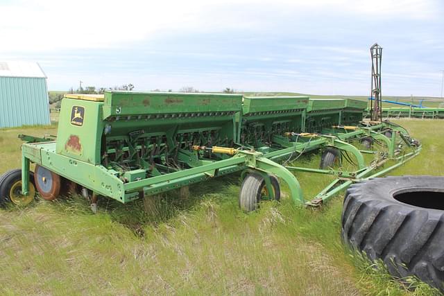 Image of John Deere 9350 equipment image 1