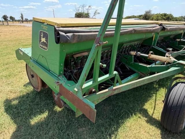 Image of John Deere 9350 equipment image 2