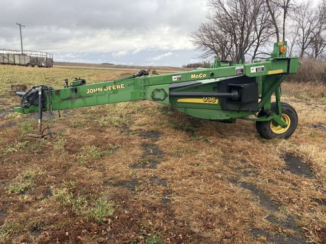 Image of John Deere 936 equipment image 2
