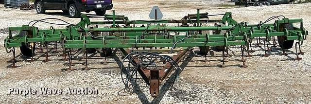 Image of John Deere 940 equipment image 1