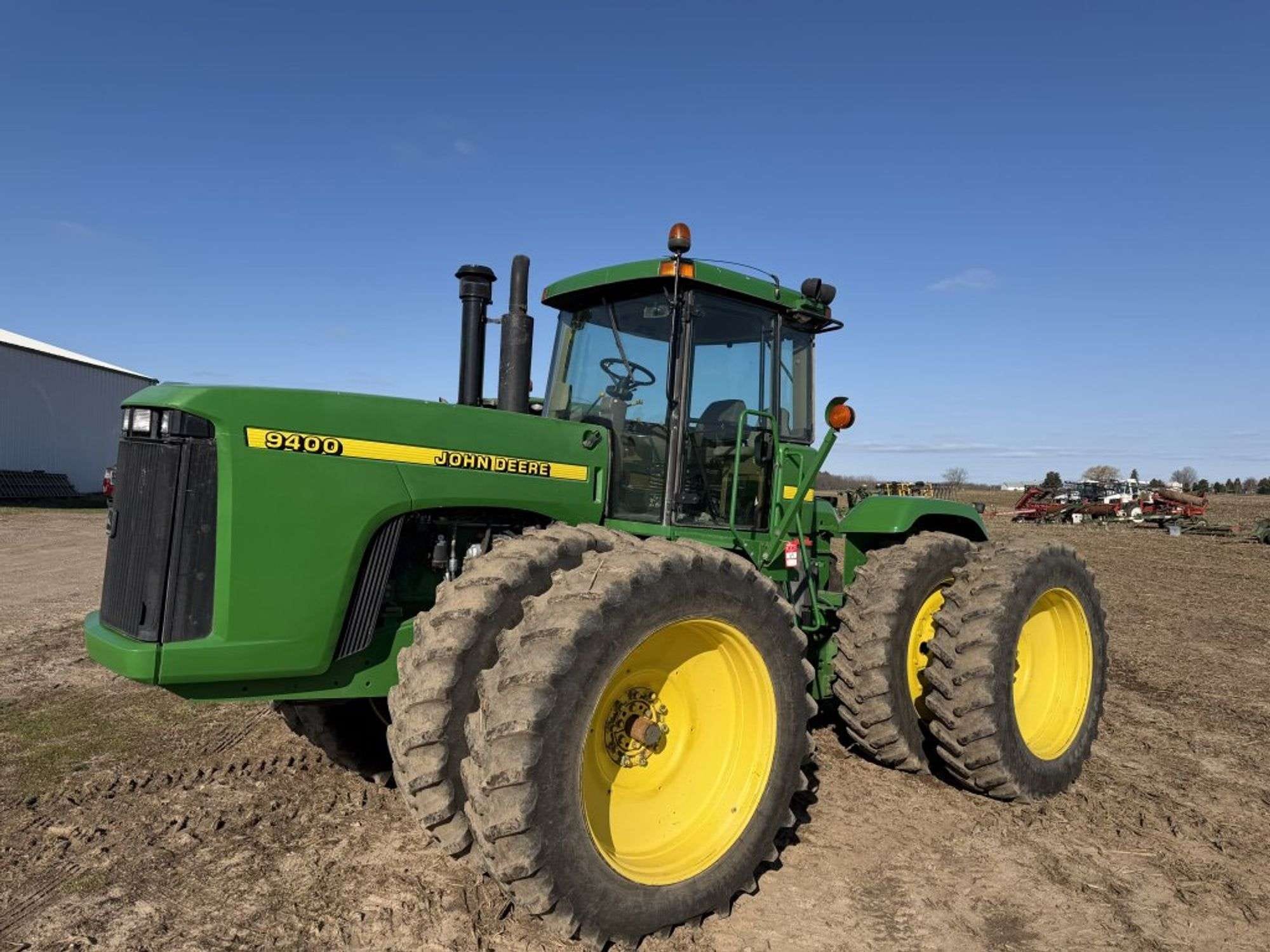 John Deere 9400 Equipment Image0