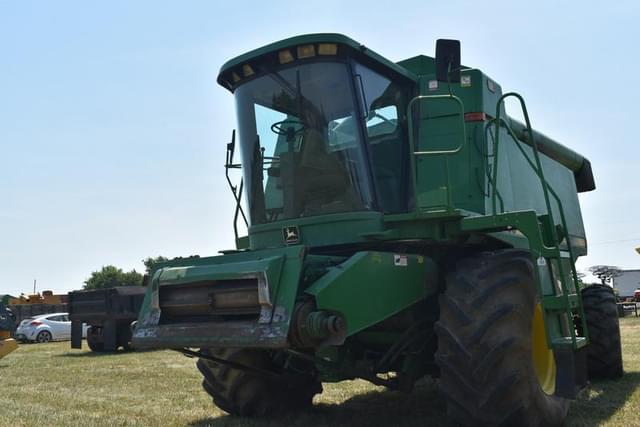 Image of John Deere 9400 equipment image 2