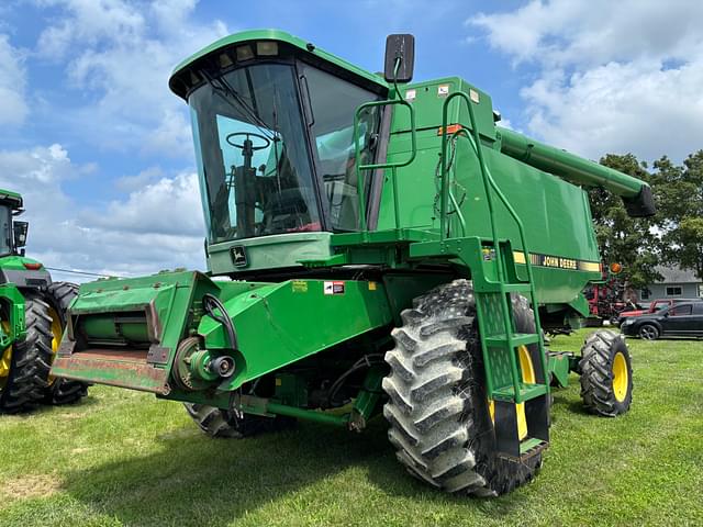 Image of John Deere 9400 equipment image 1
