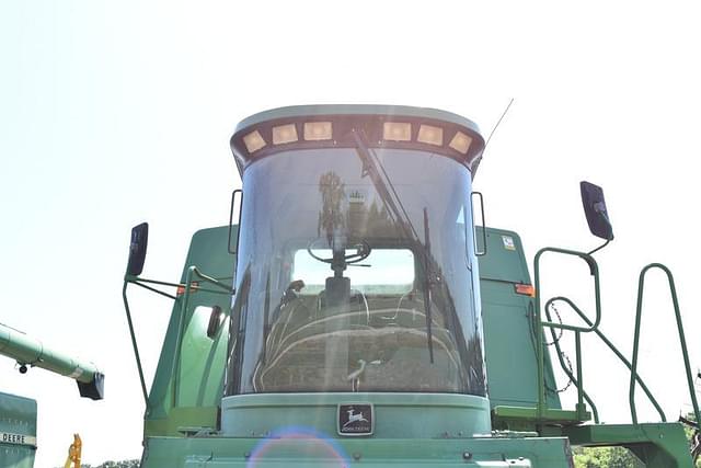 Image of John Deere 9400 equipment image 4