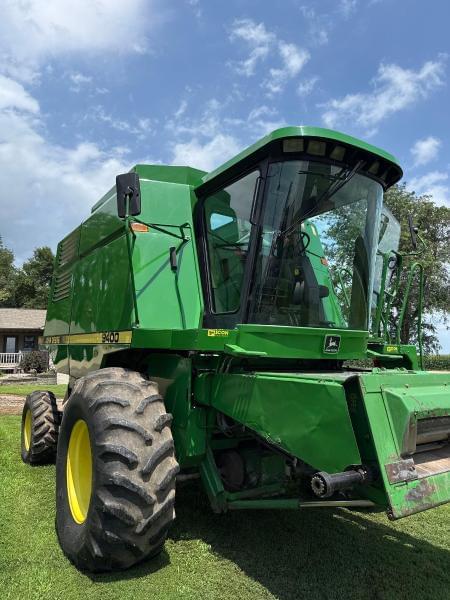 Image of John Deere 9400 equipment image 4