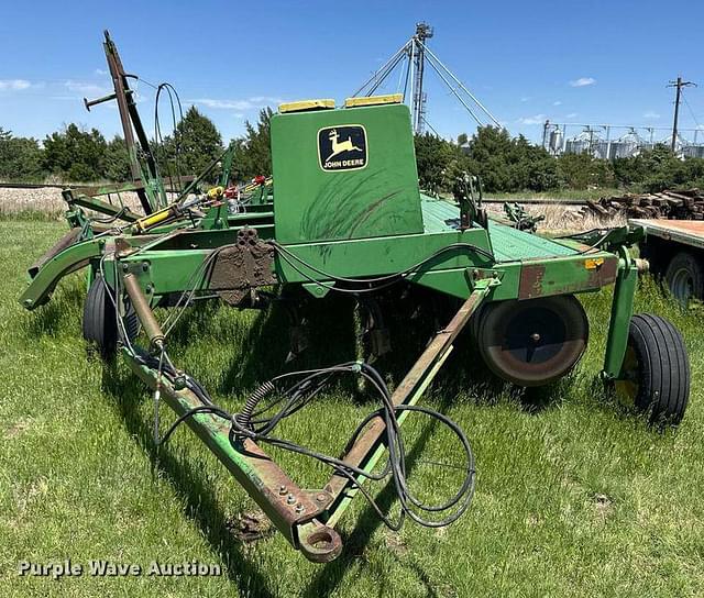 Image of John Deere 9400 equipment image 1