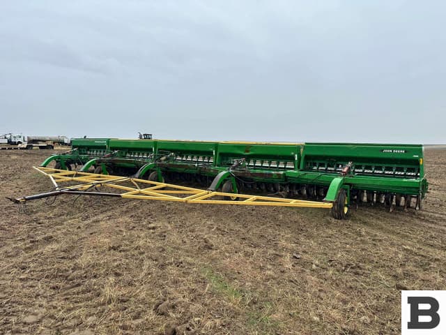 Image of John Deere 9400 equipment image 1