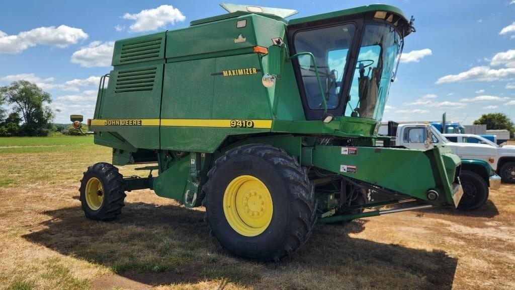 John Deere 9410 Equipment Image0