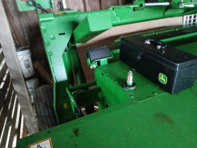 Image of John Deere 946 equipment image 2