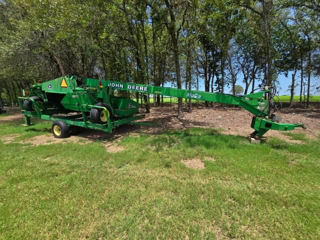 Image of John Deere 946 equipment image 1