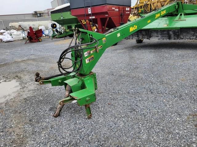 Image of John Deere 946 equipment image 2