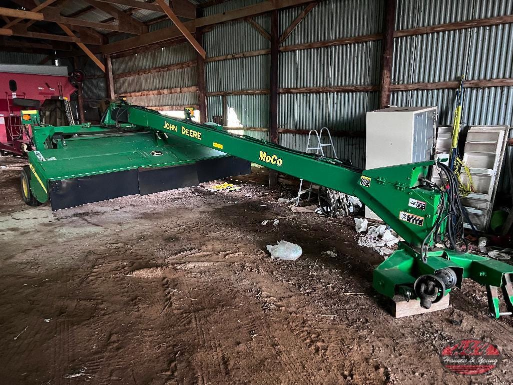 Main image John Deere 946