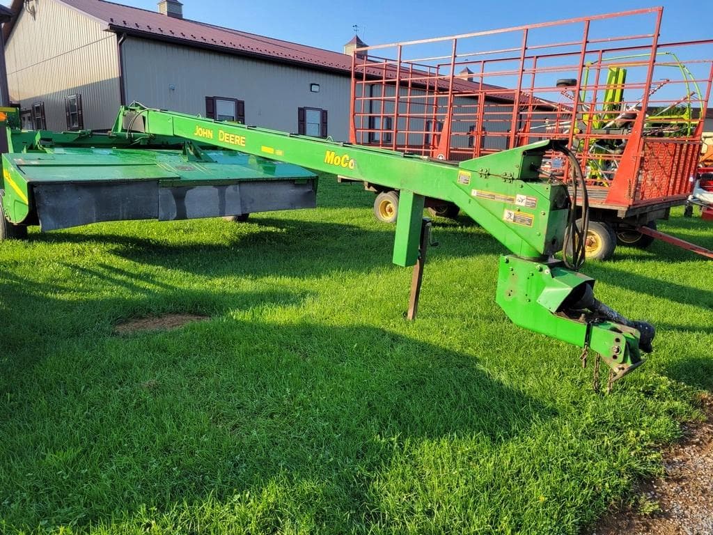 Image of John Deere 946 Primary image