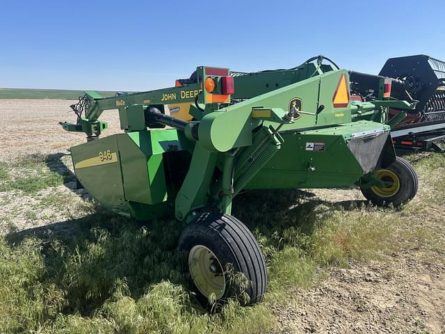 Image of John Deere 946 equipment image 2