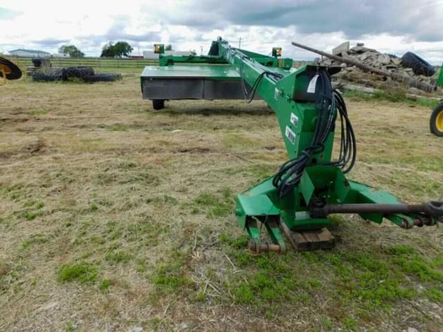 Image of John Deere 946 equipment image 2