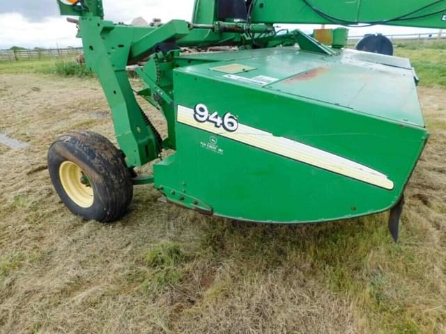 Image of John Deere 946 equipment image 1