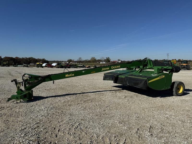 Main image John Deere 946