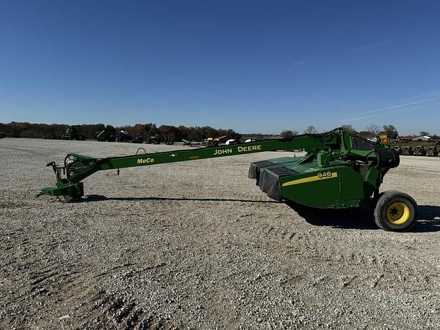 Image of John Deere 946 equipment image 1