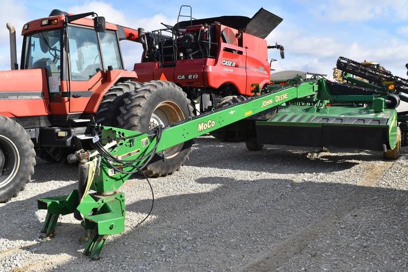 Main image John Deere 946