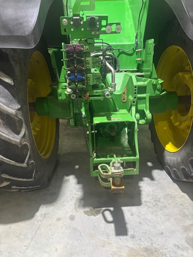 Image of John Deere 9470R equipment image 1