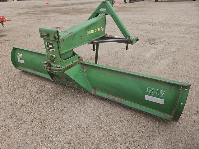 Image of John Deere 95 equipment image 4