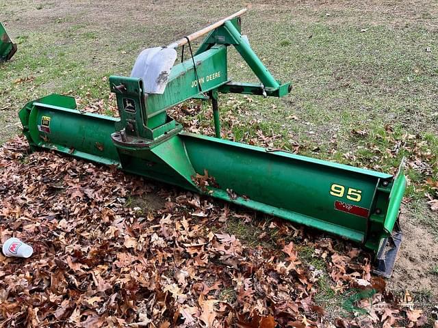 Image of John Deere 95 equipment image 4