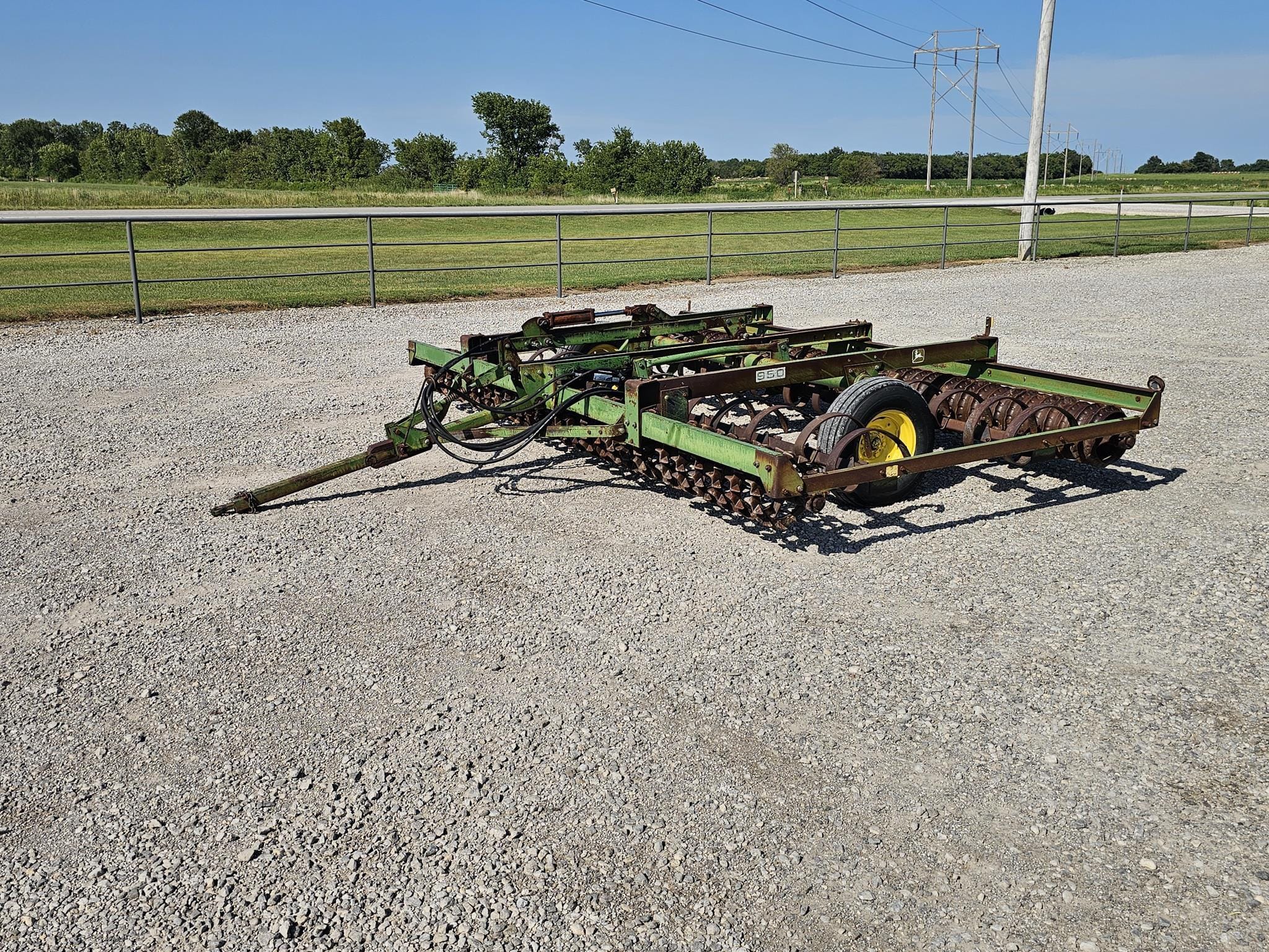 John Deere 950 Equipment Image0