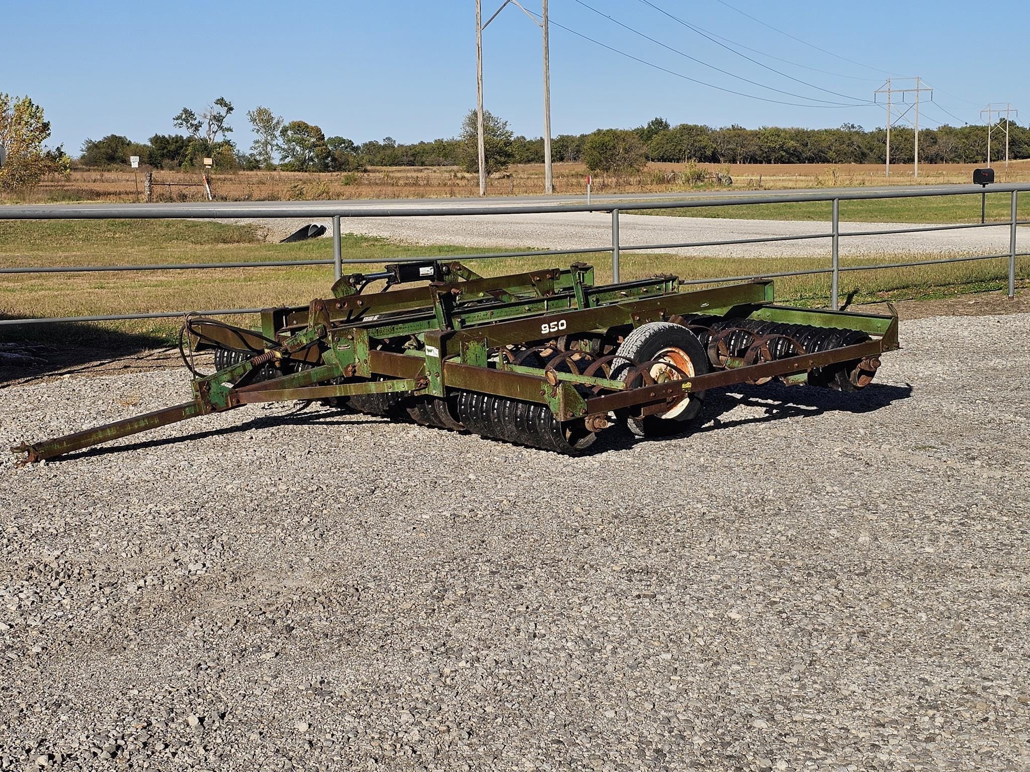 John Deere 950 Equipment Image0
