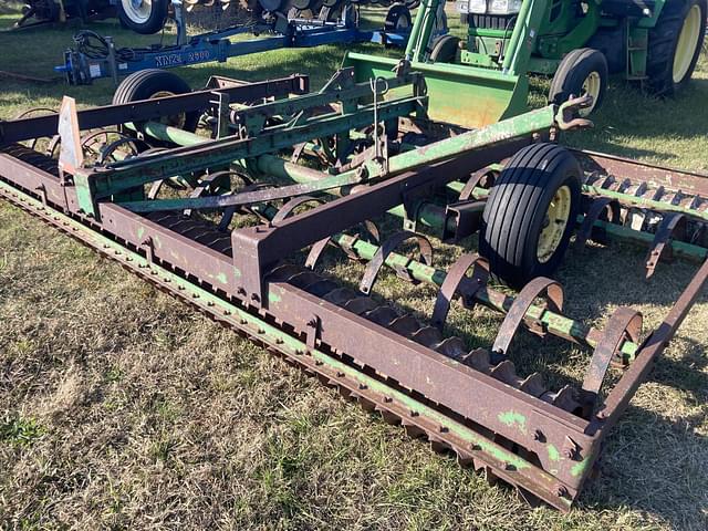 Image of John Deere 950 equipment image 4