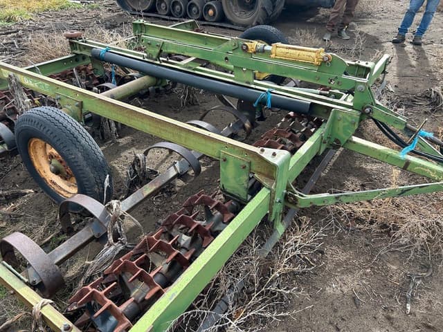 Image of John Deere 950 equipment image 1