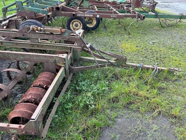 Image of John Deere 950 equipment image 3