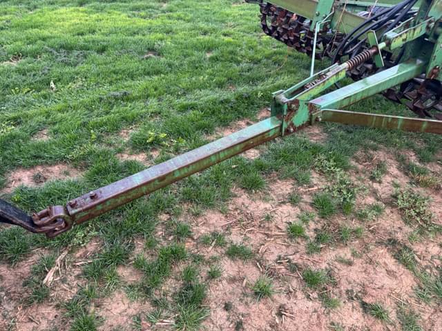 Image of John Deere 950 equipment image 1