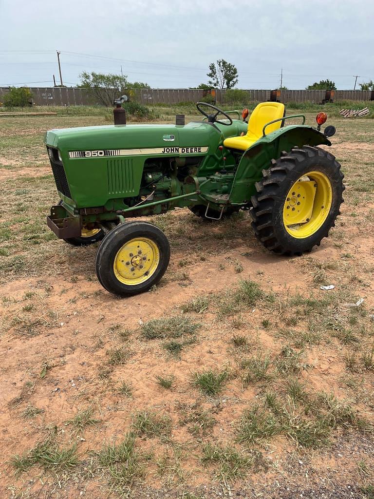 Image of John Deere 950 Primary image