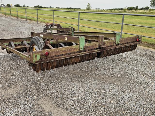 Image of John Deere 950 equipment image 3