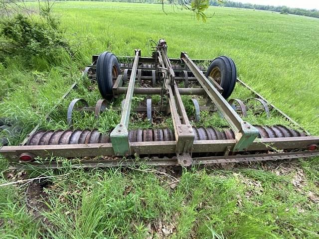 Image of John Deere 950 equipment image 3