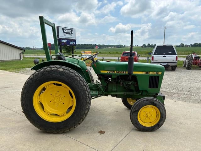 Image of John Deere 950 equipment image 3