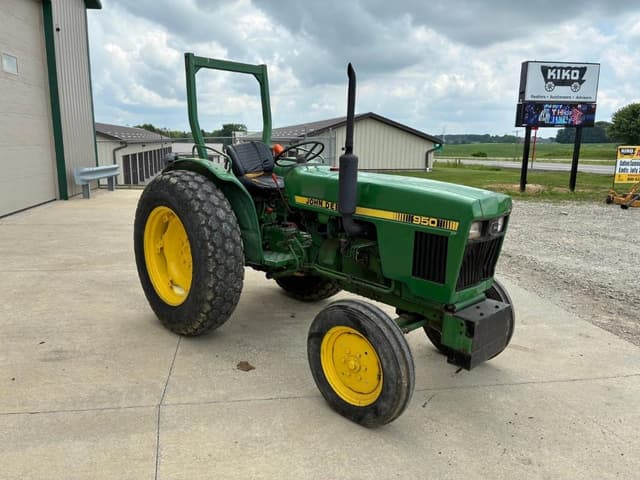 Image of John Deere 950 equipment image 2