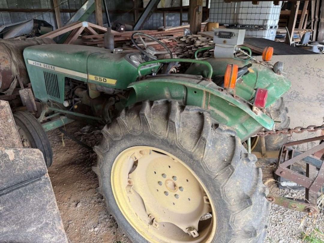 Image of John Deere 950 Primary Image