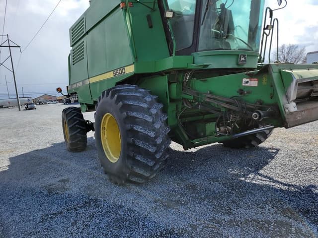 Image of John Deere 9500 equipment image 1