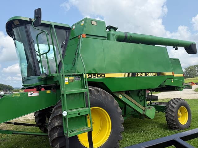 Image of John Deere 9500 equipment image 1
