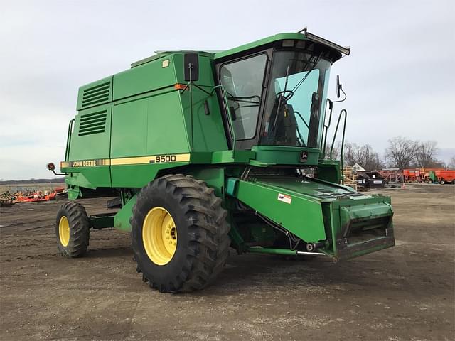 Image of John Deere 9500 equipment image 1